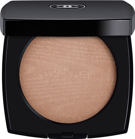 chanel poudre lumière illuminating powder rose gold|Chanel highlighting powder.